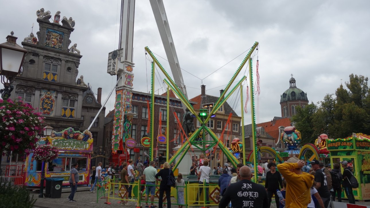 Kermis Hoorn 2026 auf dem Roode Steen in der historischen Innenstadt