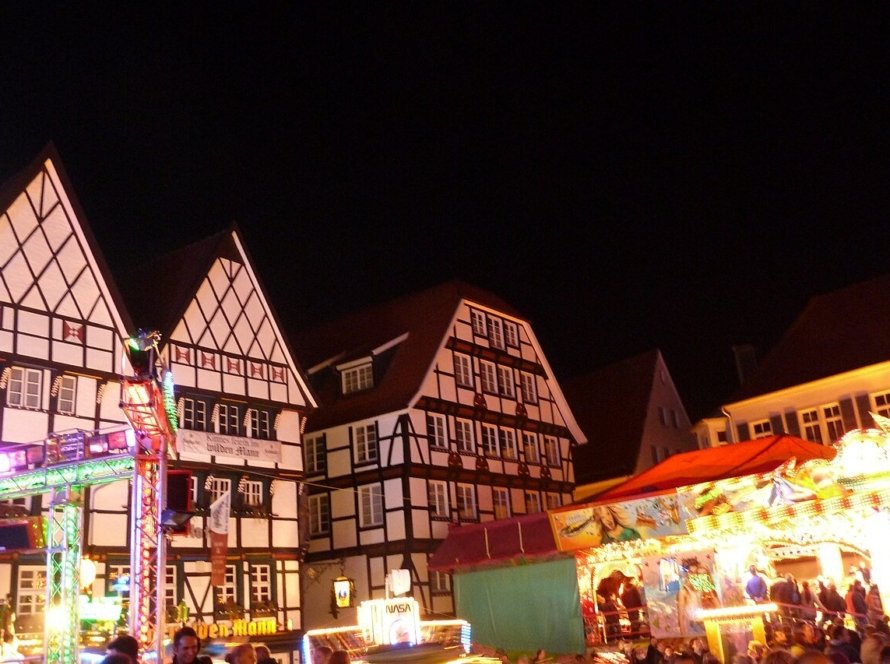 Soester Allerheiligenkirmes 2027 auf dem historischen Marktplatz
