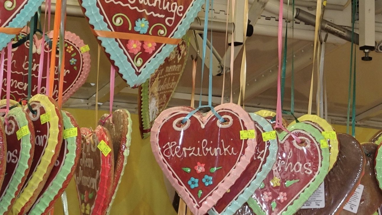 Bleiburger Wiesenmarkt 2026 – Lebkuchenherzen auf dem Festgelände