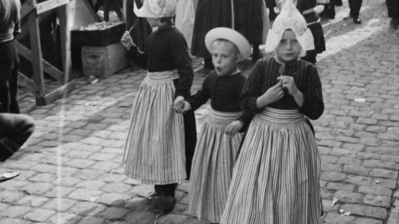 Kermis Volendam 2026 – historischer Kirmesbesuch in Volendam