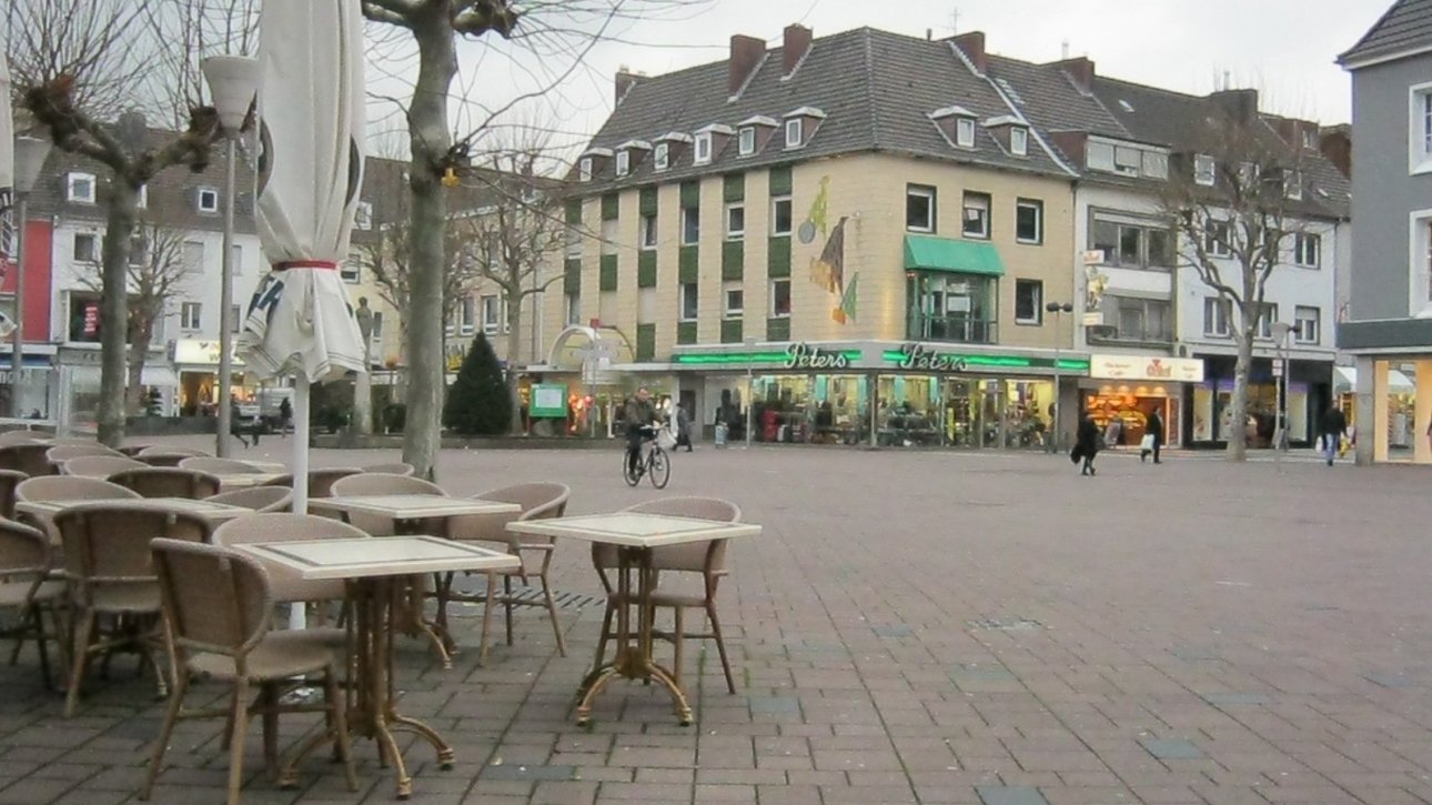 Historischer Annamarkt Düren 2027 – Dürener Markt mit Annakirche