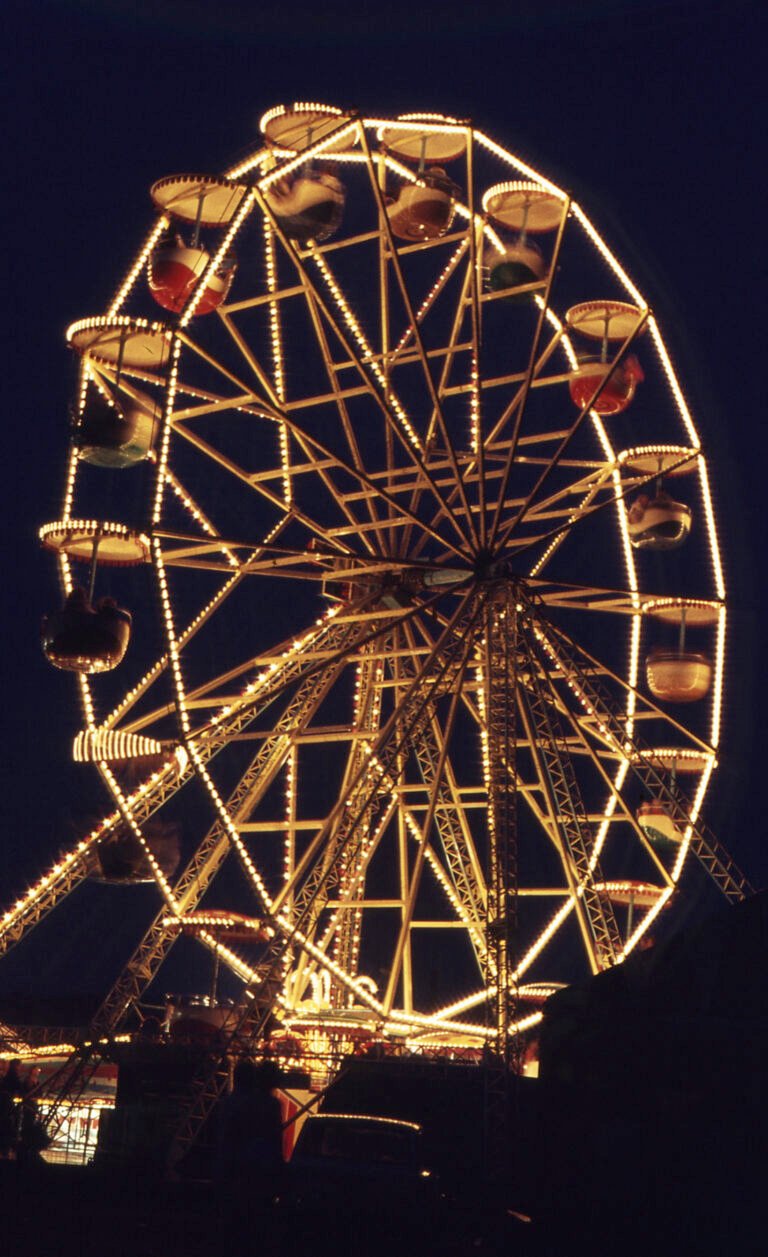 Deutzer Kirmes – Riesenrad Archivfoto 1974 Deutzer Kirmes Köln – historisches Riesenrad auf dem Festgelände