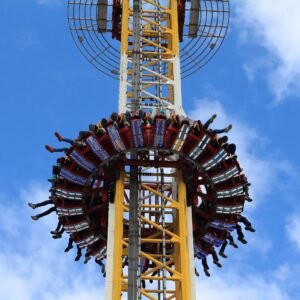Hangover – The Tower, transportabler Freifallturm von Schneider